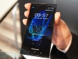 Smartphone chống thấm nước siêu mỏng Panasonic Eluga